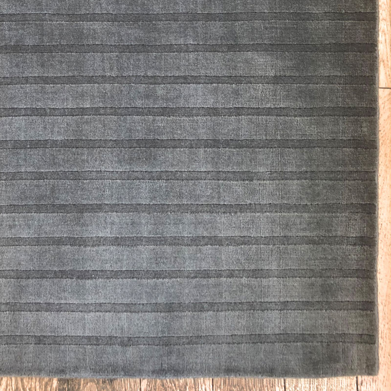 Charcoal grey luxury rug